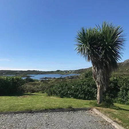 Lower Errislannan Holiday home